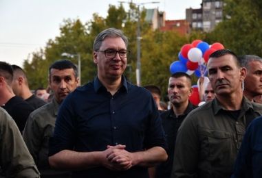 VUČIĆ VEČERAS U OBRENOVCU: Predsednik sa slobodnim građanima protiv blokada
