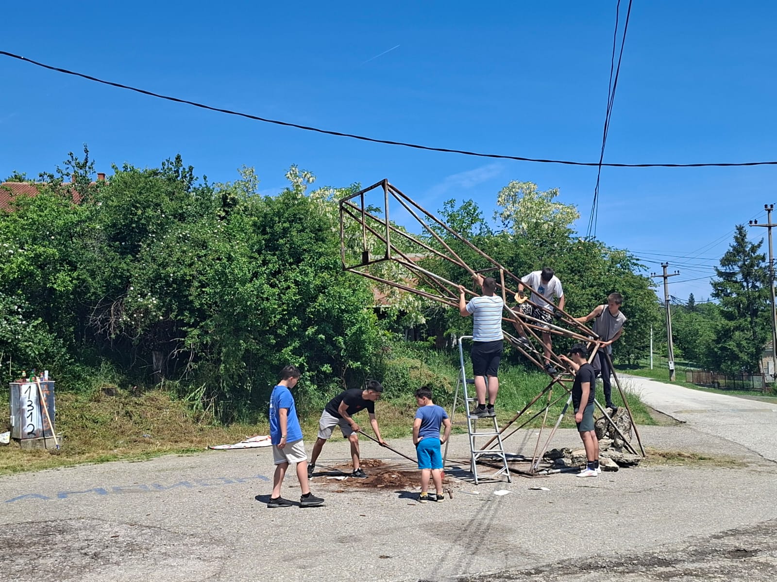 Uređen sportski teren u Maloj Moštanici